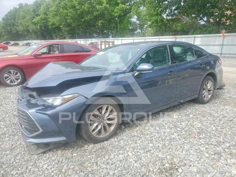 2019 Toyota AVALON фото