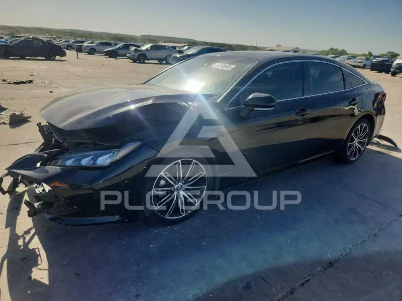 2019 Toyota AVALON фото