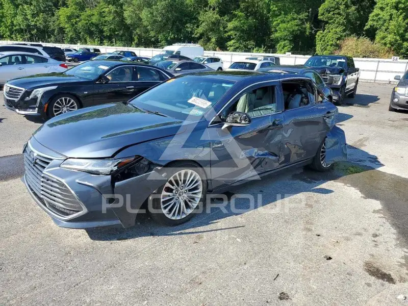 2019 Toyota AVALON фото