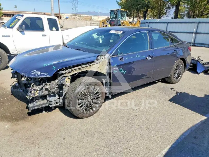 2019 Toyota AVALON photo