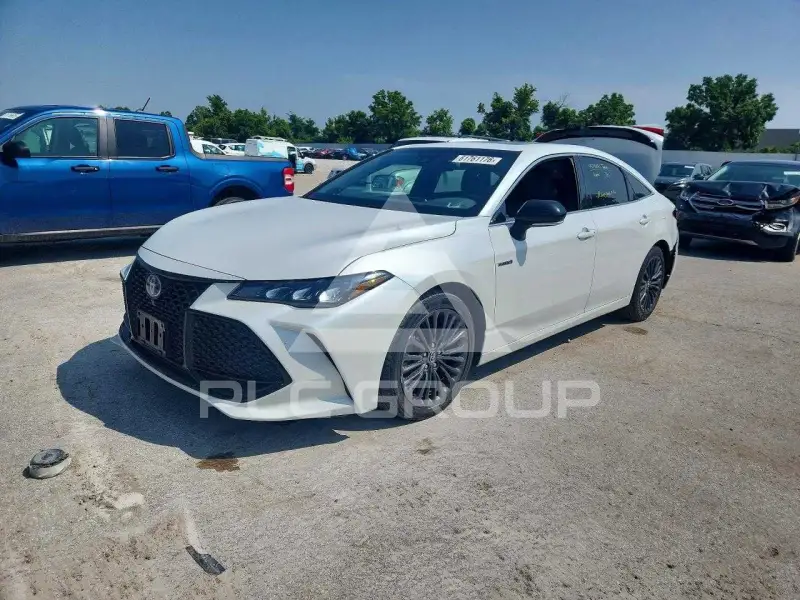 2019 Toyota AVALON фото