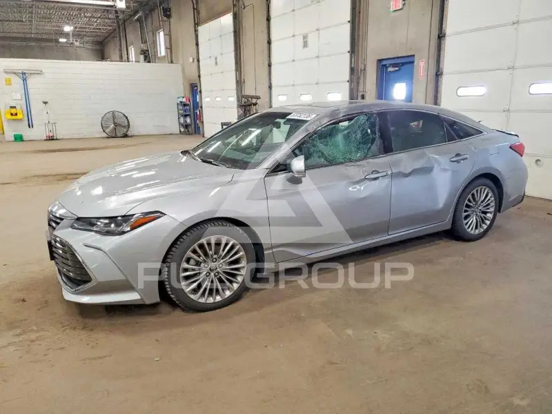 2019 Toyota AVALON фото