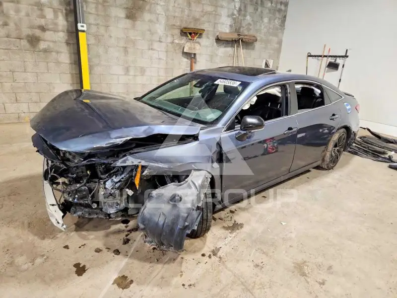 2019 Toyota AVALON фото