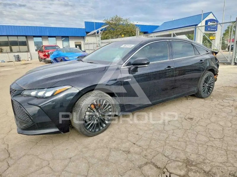 2019 Toyota AVALON photo
