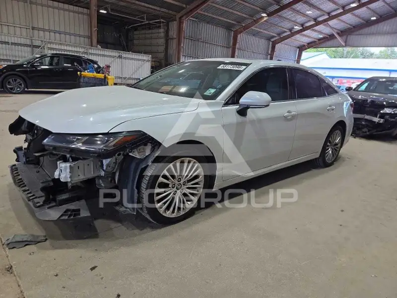 2019 Toyota AVALON фото