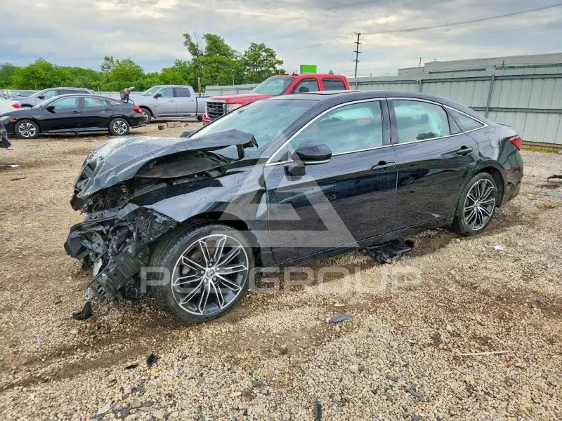 2019 Toyota AVALON photo