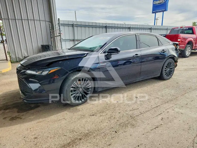 2019 Toyota AVALON фото