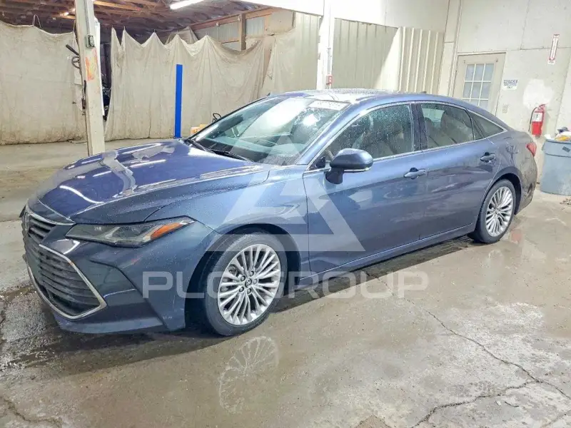 2019 Toyota AVALON photo