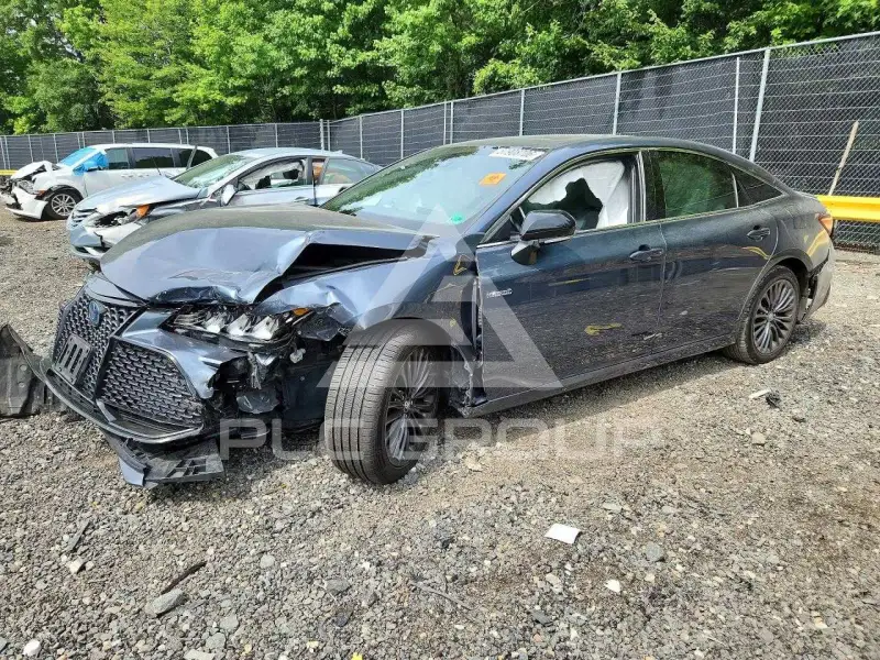2019 Toyota AVALON фото