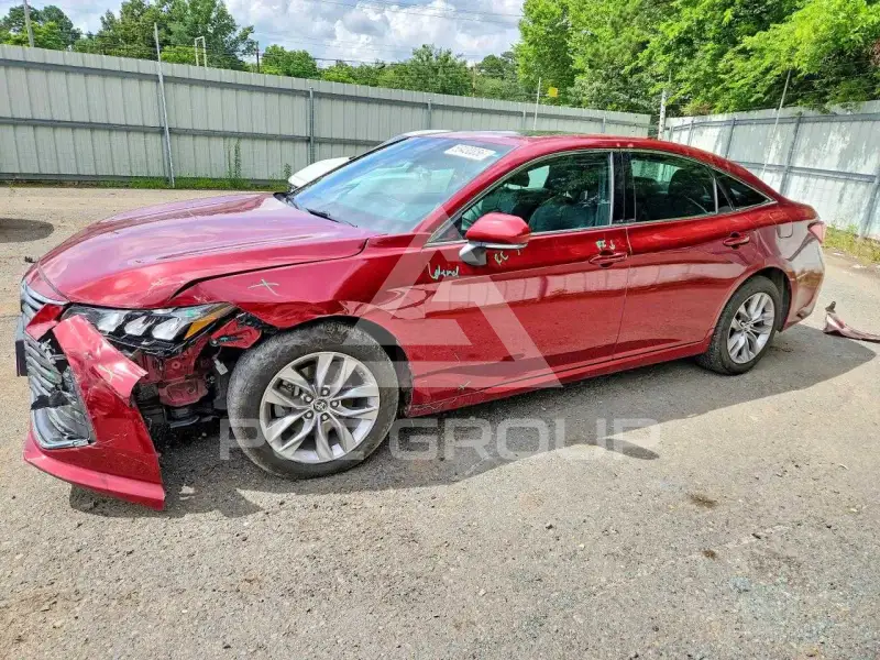 2019 Toyota AVALON photo