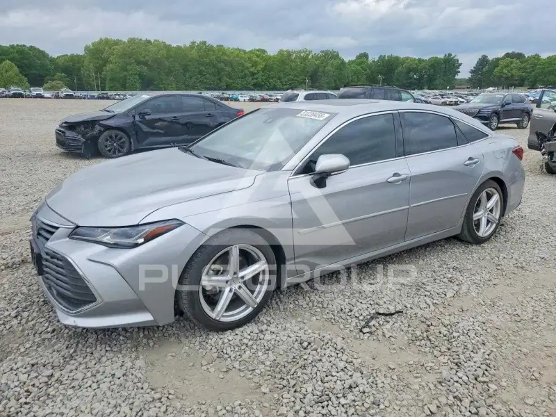 2019 Toyota AVALON фото