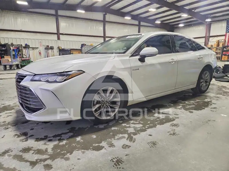 2019 Toyota AVALON фото