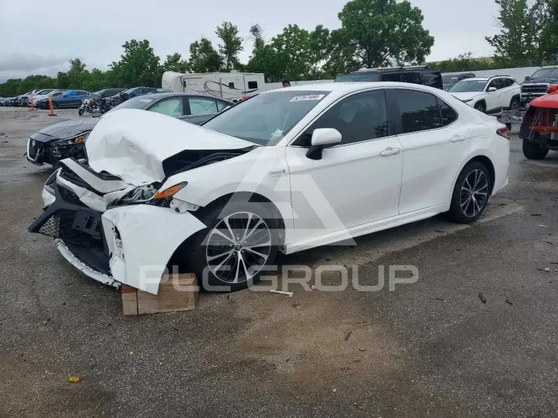 2019 Toyota CAMRY фото