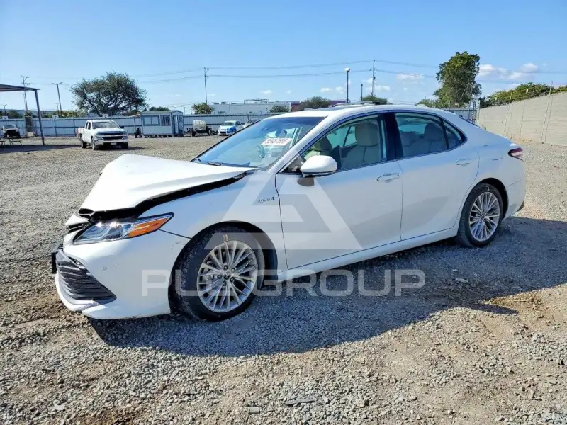 2019 Toyota CAMRY фото