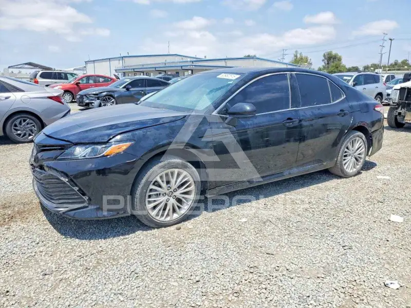 2019 Toyota CAMRY фото