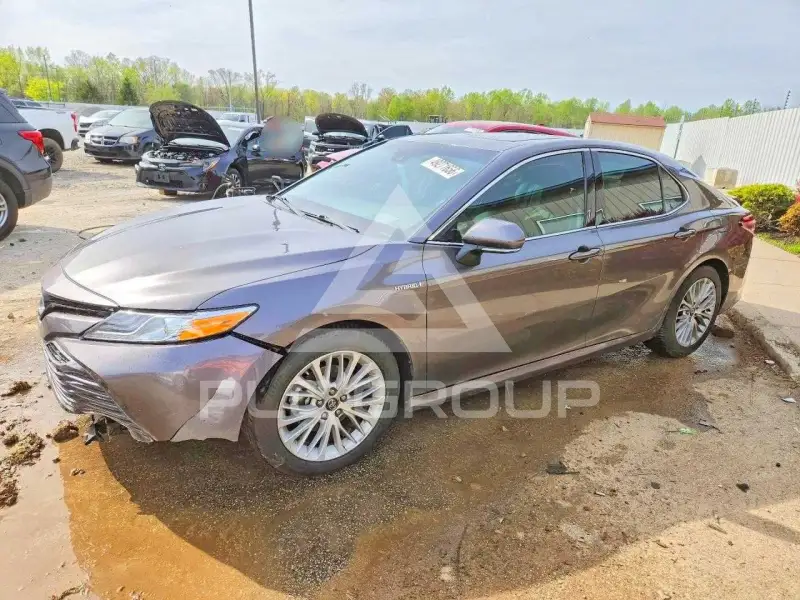 2019 Toyota CAMRY фото