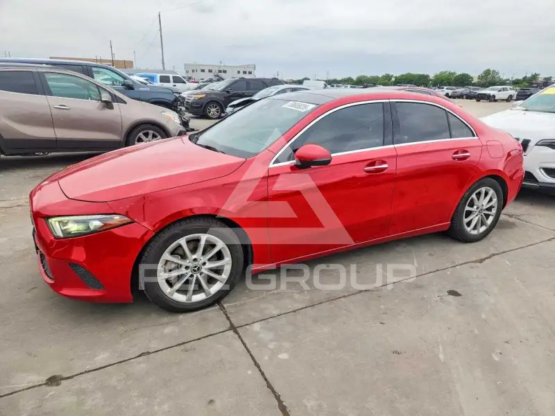 2019 Mercedes Benz A фото