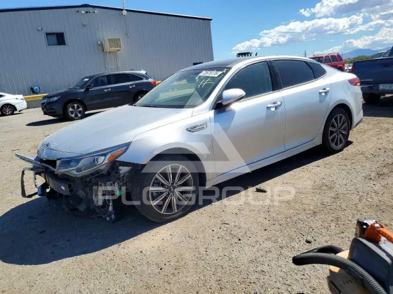 2019 KIA Optima photo
