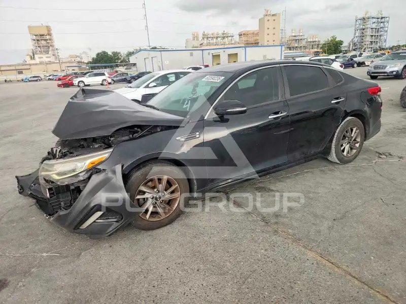 2019 KIA Optima photo