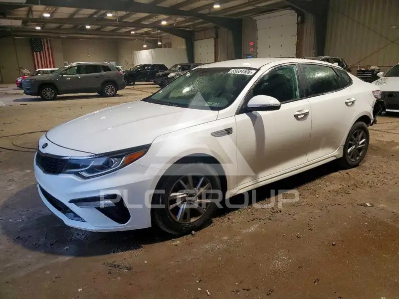 2019 KIA Optima photo