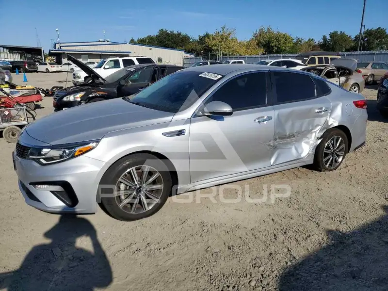 2019 KIA Optima photo