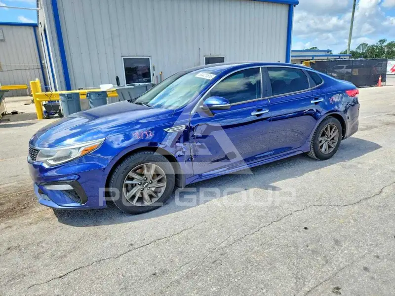 2019 KIA Optima photo