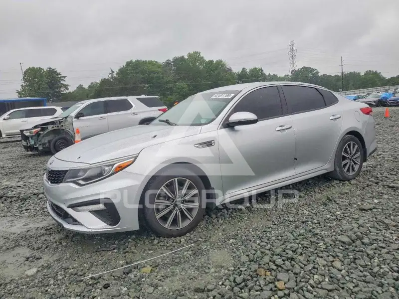 2019 KIA Optima photo