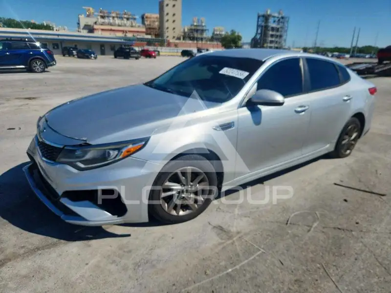 2019 KIA Optima photo