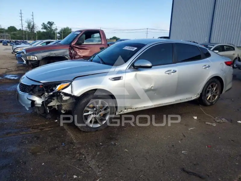 2019 KIA Optima фото