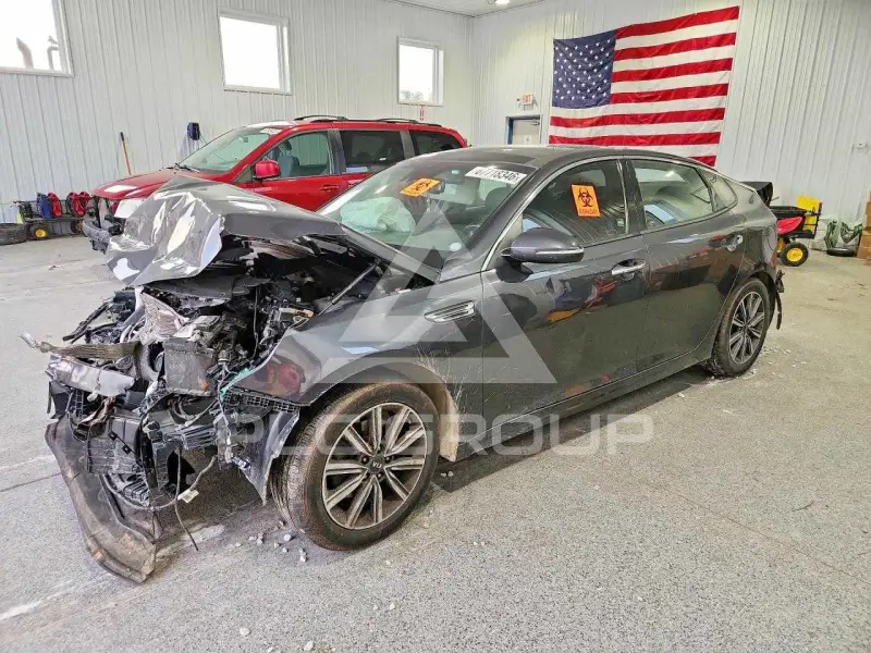 2019 KIA Optima фото