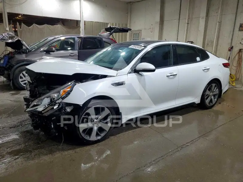 2019 KIA Optima photo