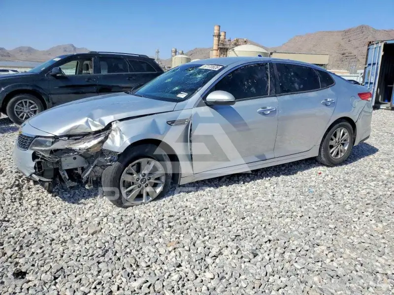 2019 KIA Optima фото