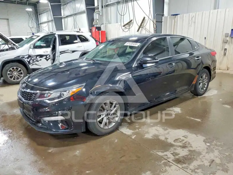 2019 KIA Optima photo