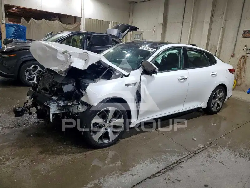 2019 KIA Optima photo