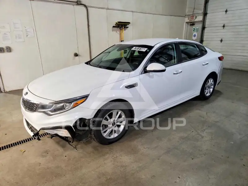 2019 KIA Optima photo