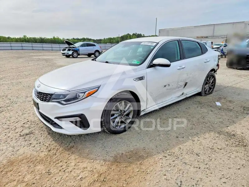 2019 KIA Optima photo