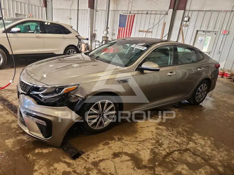 2019 KIA Optima photo