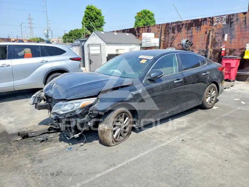 2019 KIA Optima photo