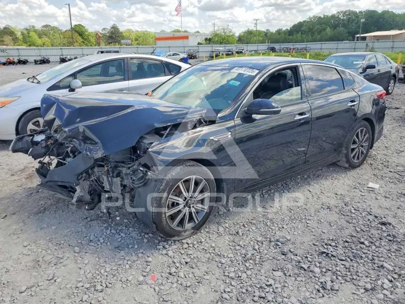 2019 KIA Optima photo
