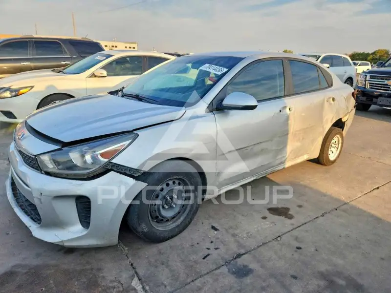 2019 KIA Rio фото