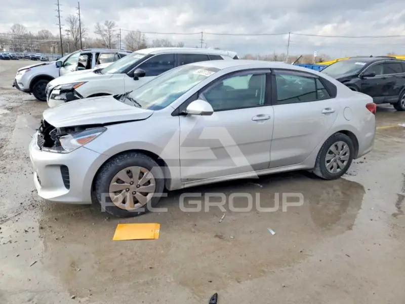 2019 KIA Rio фото