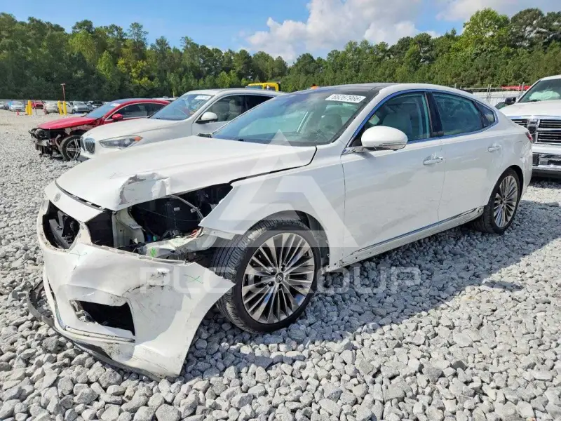 2019 KIA Cadenza фото
