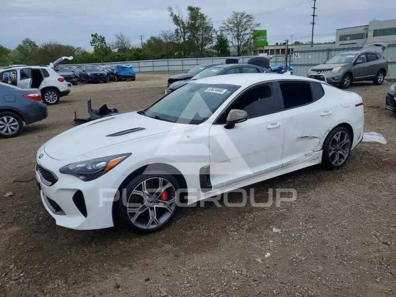 2019 KIA Stinger фото