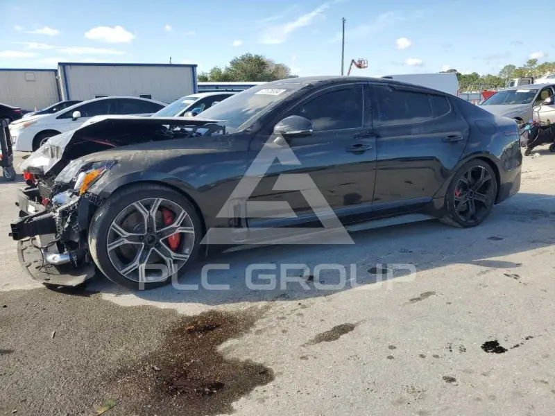 2019 KIA Stinger фото