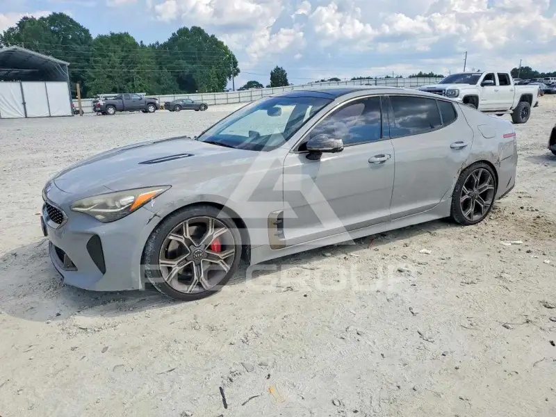 2019 KIA Stinger фото