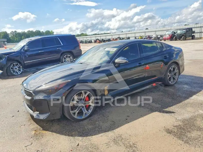 2019 KIA Stinger фото