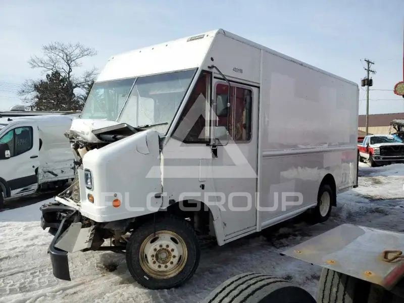 2019 Ford F-590 photo