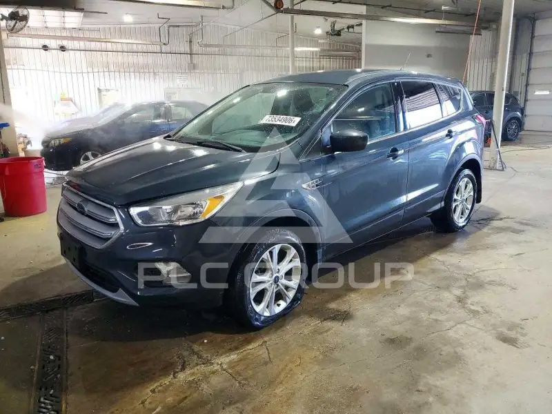 2019 Ford ESCAPE photo