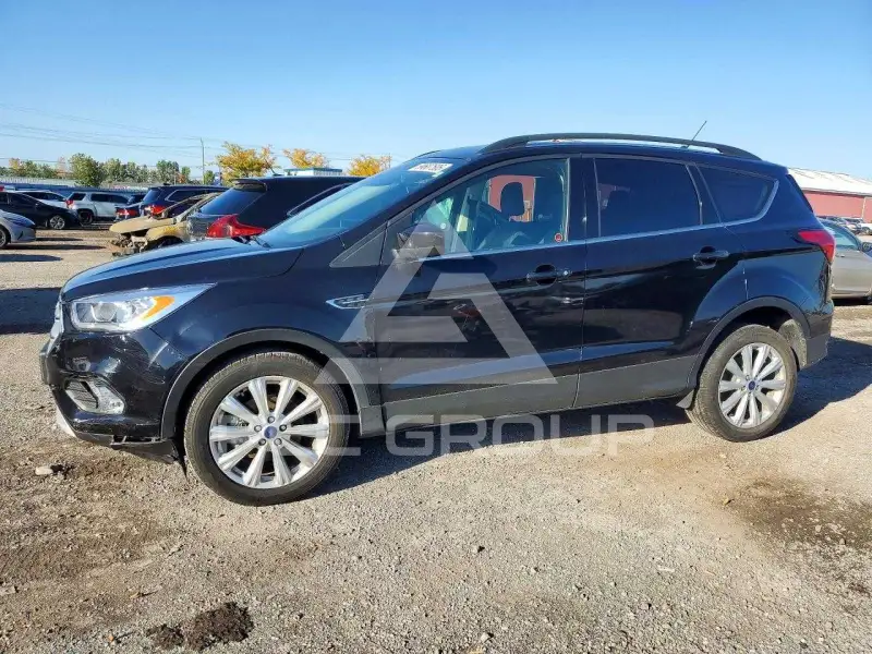 2019 Ford ESCAPE photo