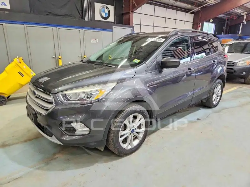 2019 Ford ESCAPE photo